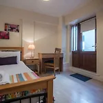 Donegan Court Голуэй