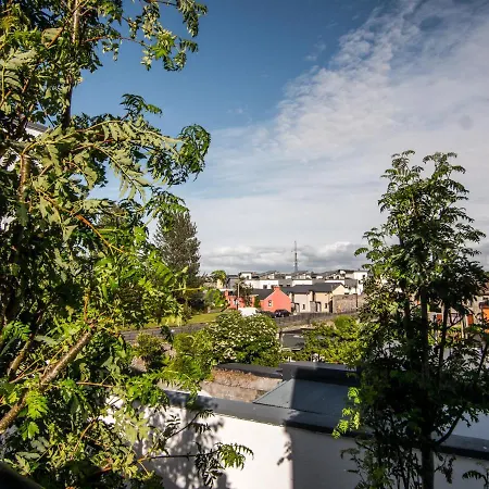 Donegan Court Aparthotel Galway
