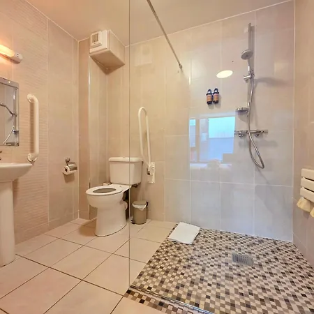 Donegan Court 골웨이