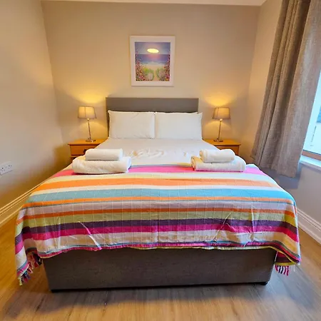 Donegan Court 3* Galway