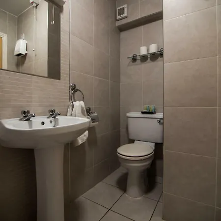 Donegan Court Голуэй