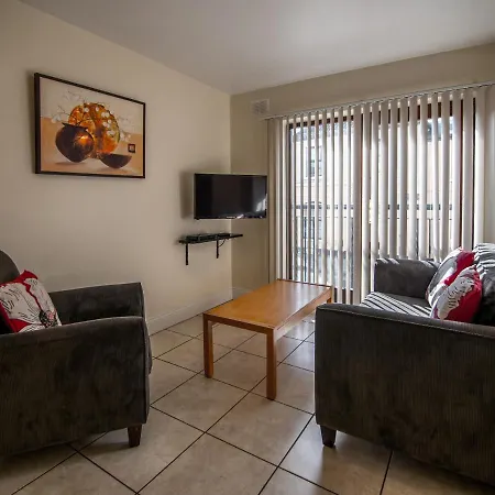 Donegan Court Голуэй