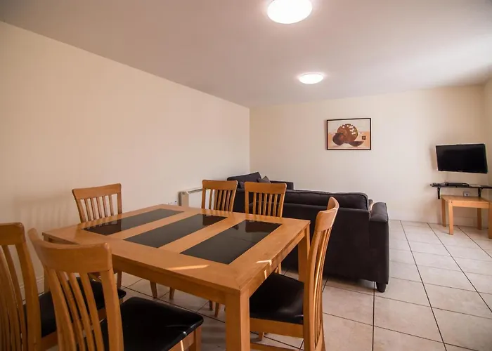 Apart-hotel Donegan Court 3*