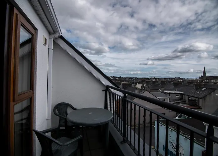 Apart-hotel Donegan Court