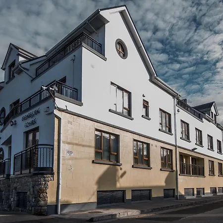 Donegan Court